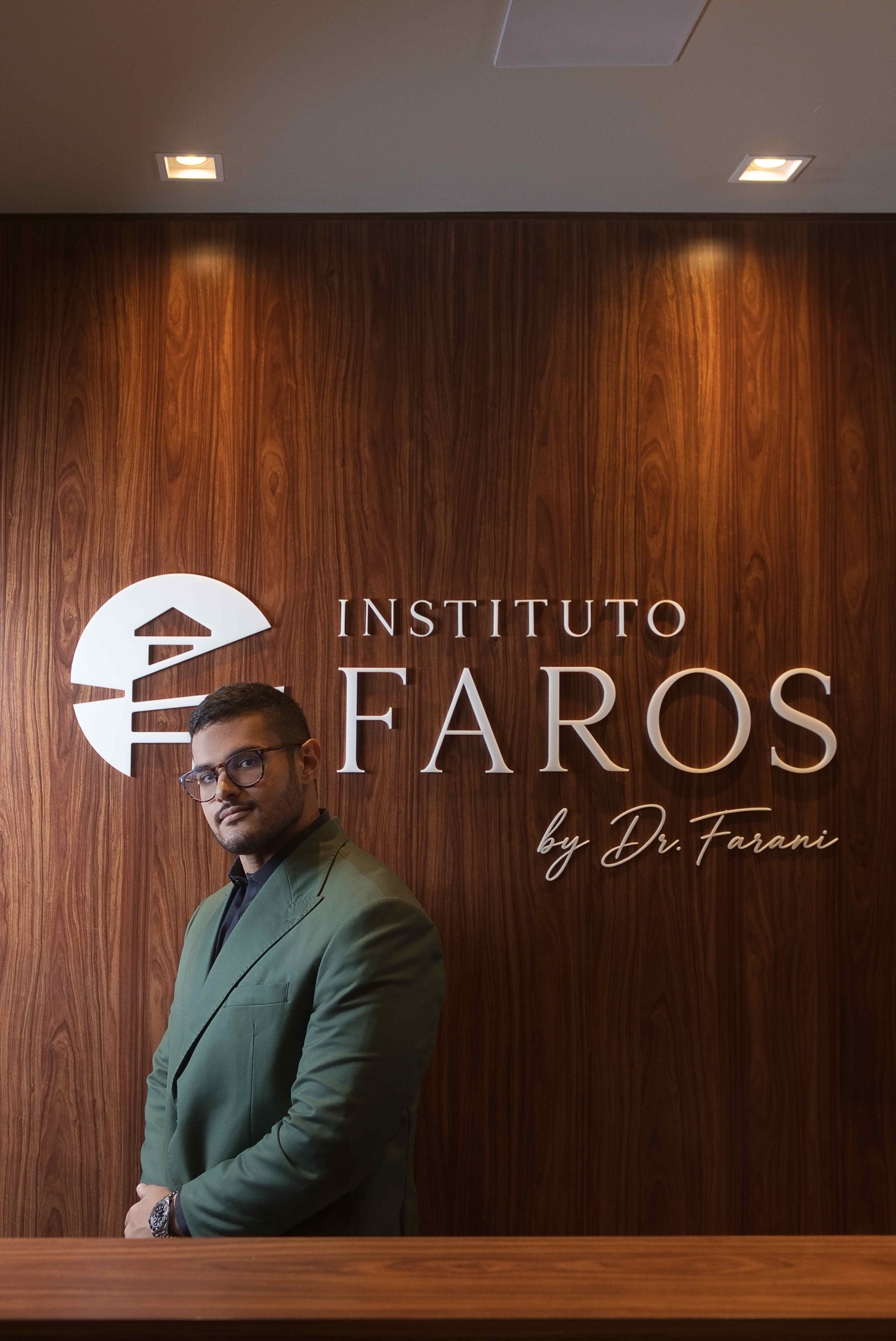 Dr. Matheus Farani no Instituto FAROS